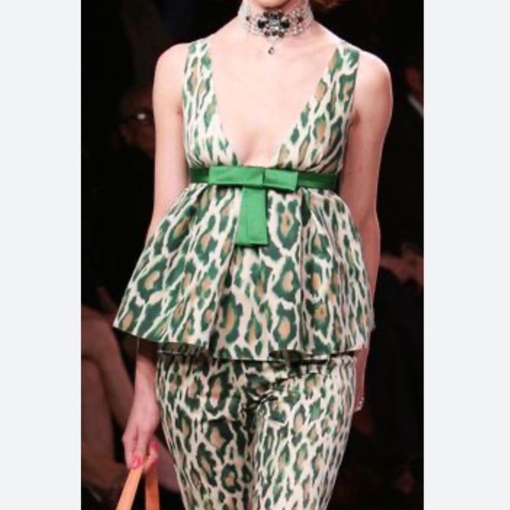 Christian Dior 100% Silk Sleeveless Leopard Print Top